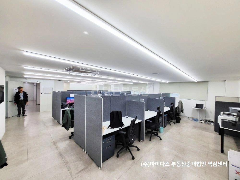 서울특별시 강남구 역삼동 사무실 사진 1