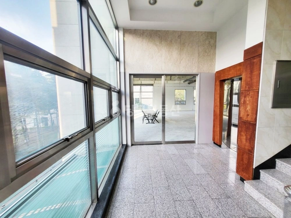 서울특별시 강남구 신사동 사무실 사진 1