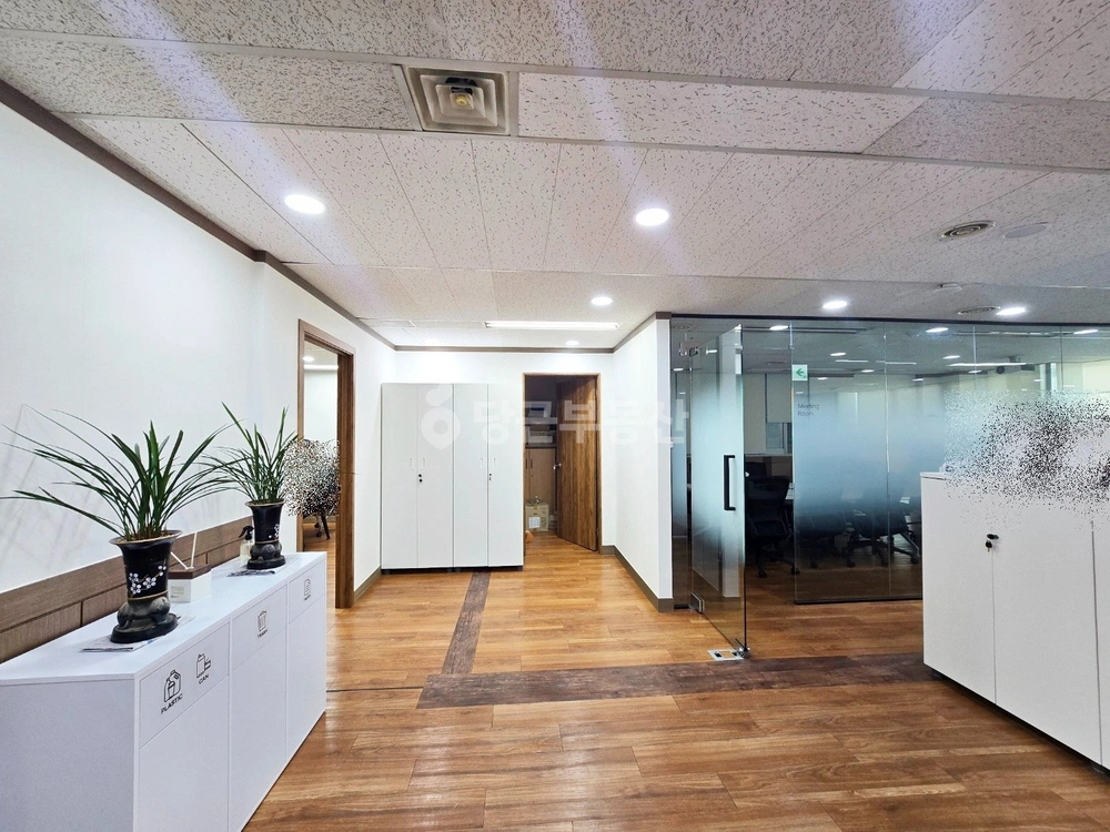 서울특별시 강남구 역삼동 사무실 사진 1