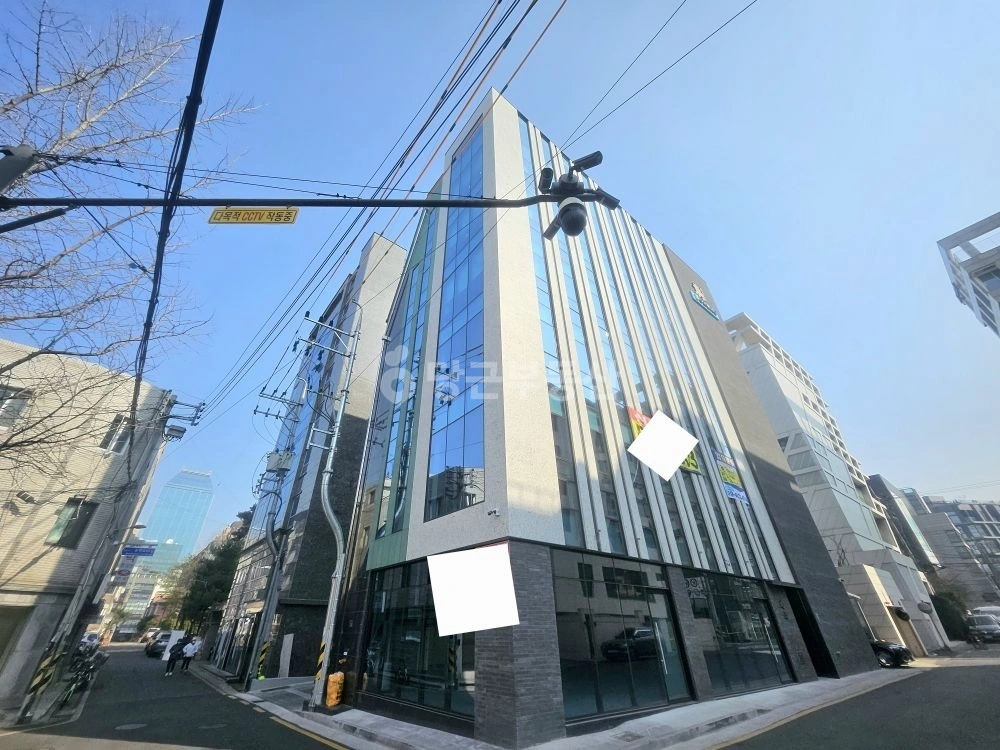 서울특별시 강남구 역삼동 사무실 사진 1