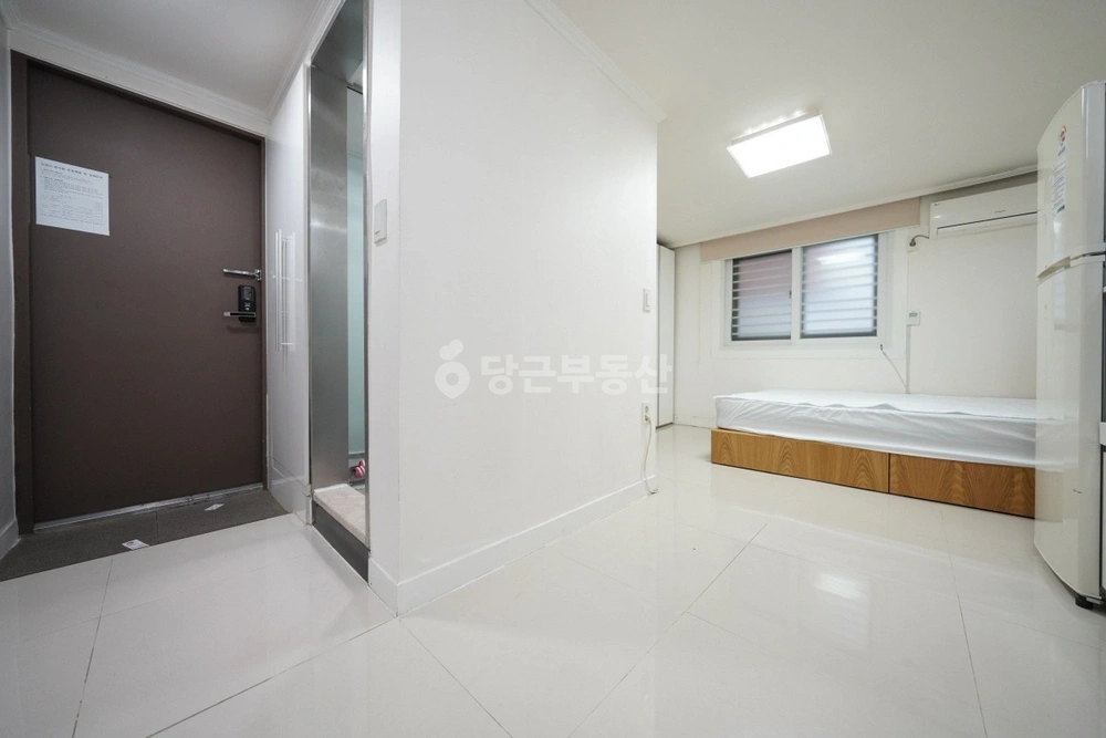 서울특별시 강남구 논현동 원룸 사진 1