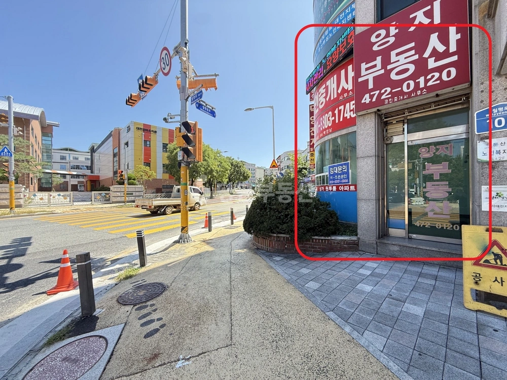 대전광역시 서구 월평동 상가 사진 1