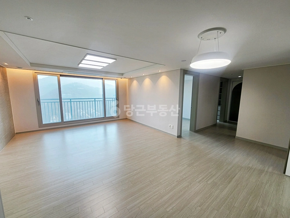전남광주통합특별시 여수시 시전동 아파트 사진 1