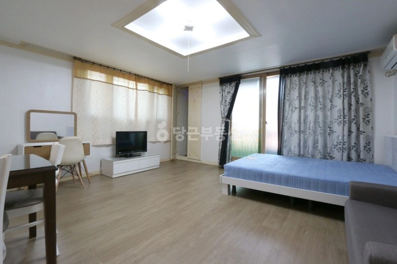 서울특별시 강남구 논현동 원룸 사진 1