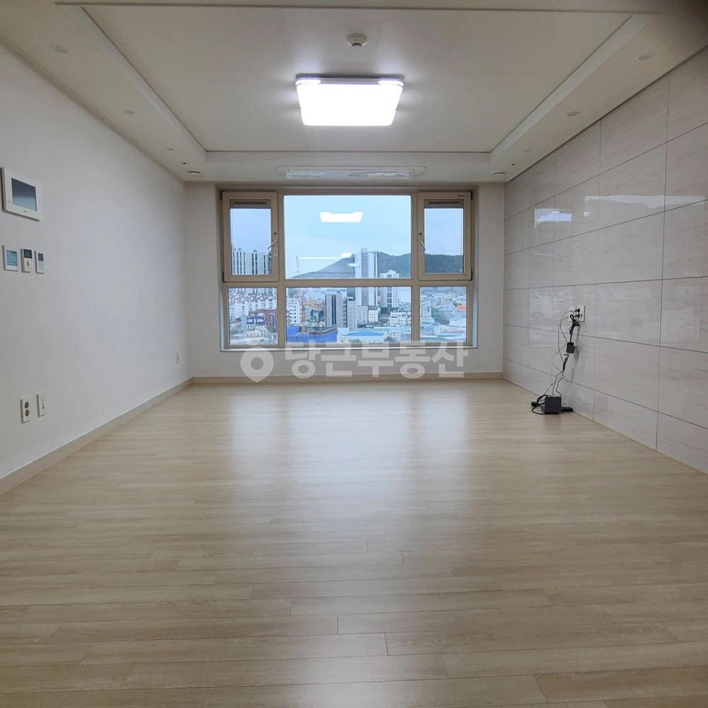 부산광역시 사하구 장림동 아파트 사진 1
