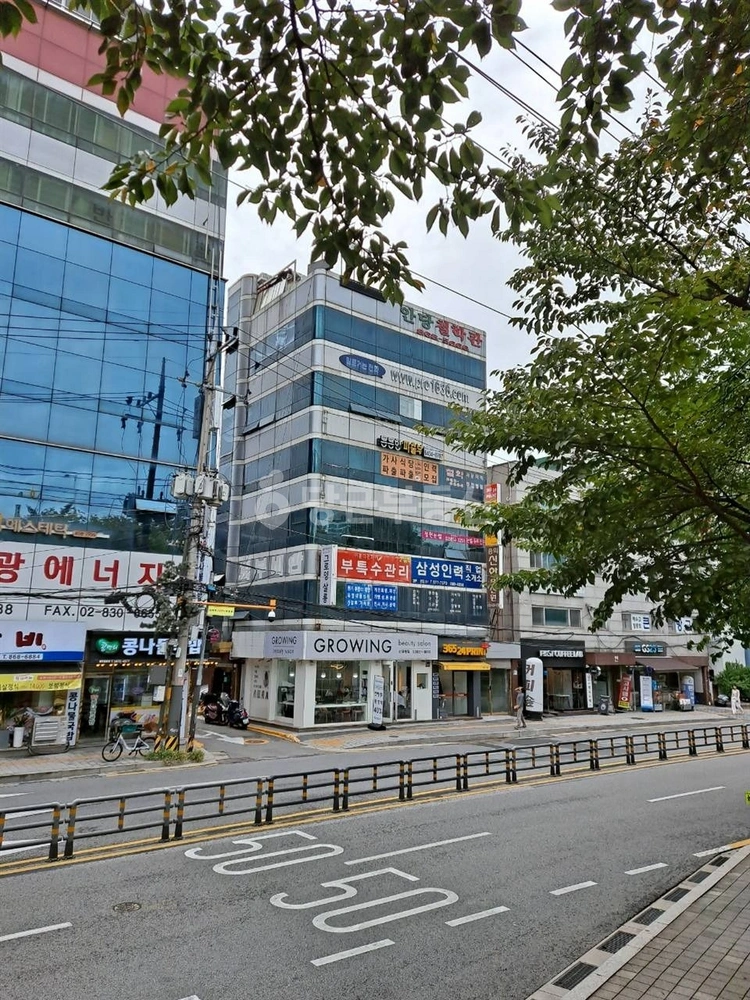서울특별시 관악구 신림동 상가 사진 1