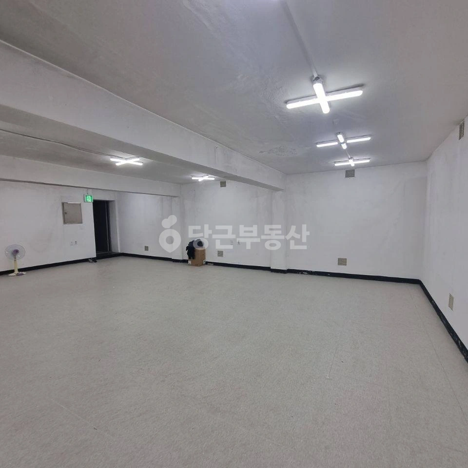 서울특별시 관악구 봉천동 상가 사진 1