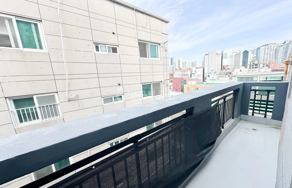 부산광역시 수영구 광안동 원룸 사진 1