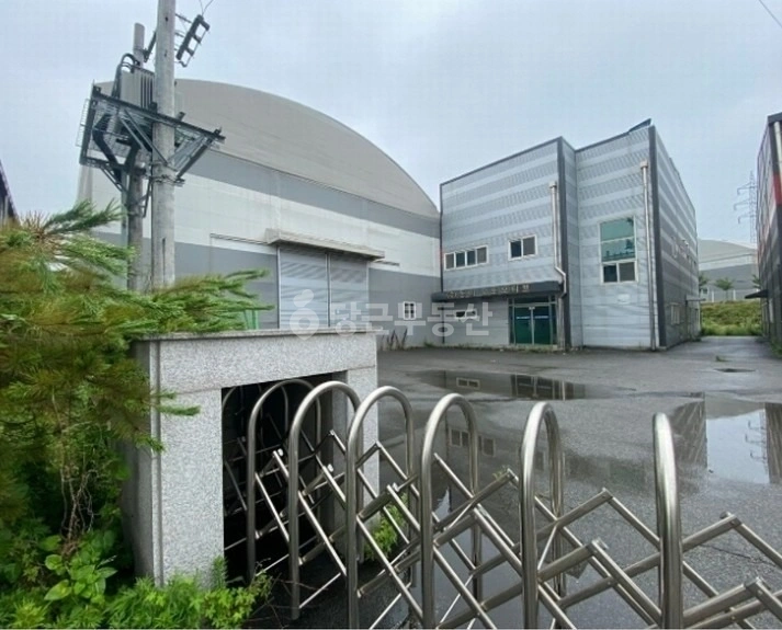 충청남도 천안시 서북구 성환읍 공장/창고 사진 1