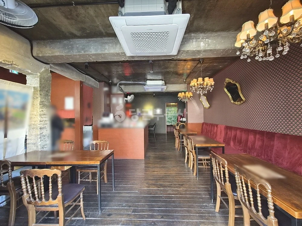 서울특별시 마포구 동교동 상가 사진 1