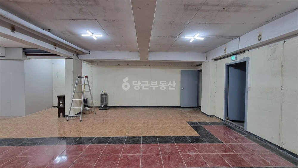 서울특별시 관악구 신림동 상가 사진 1