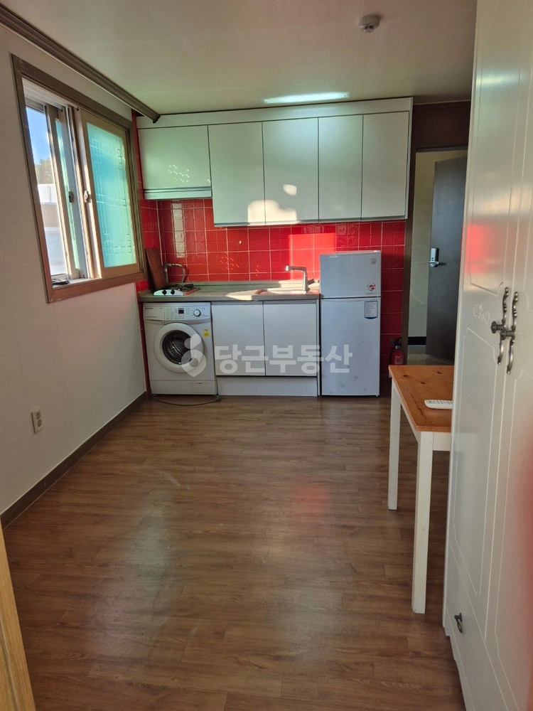 대전광역시 서구 변동 원룸 사진 1