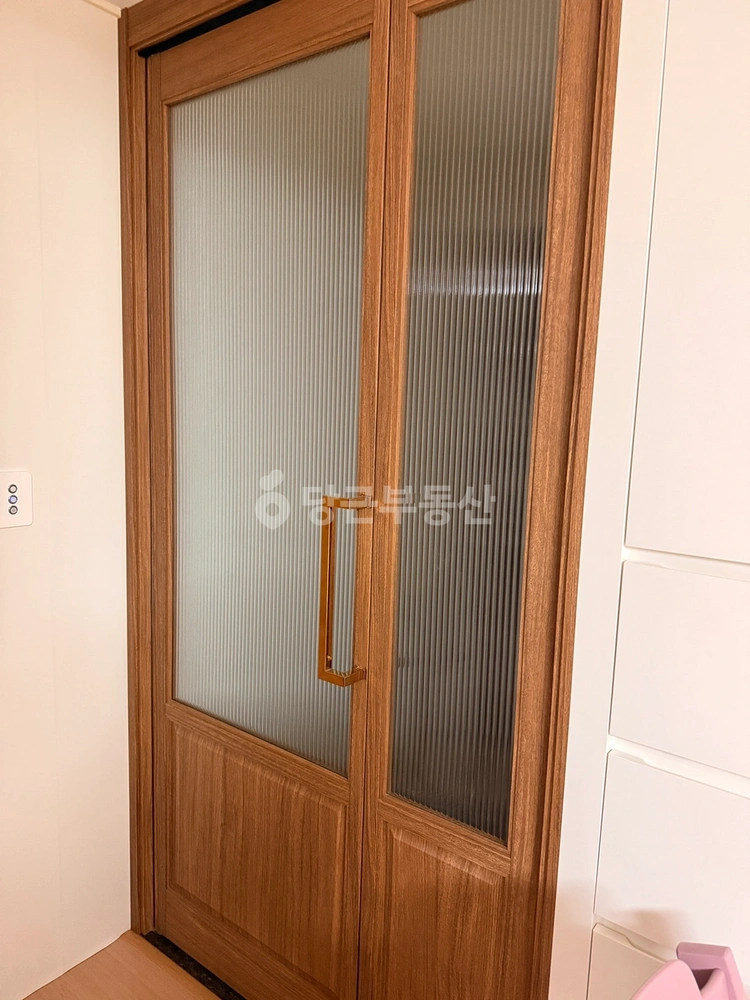 부산광역시 연제구 연산동 아파트 사진 1