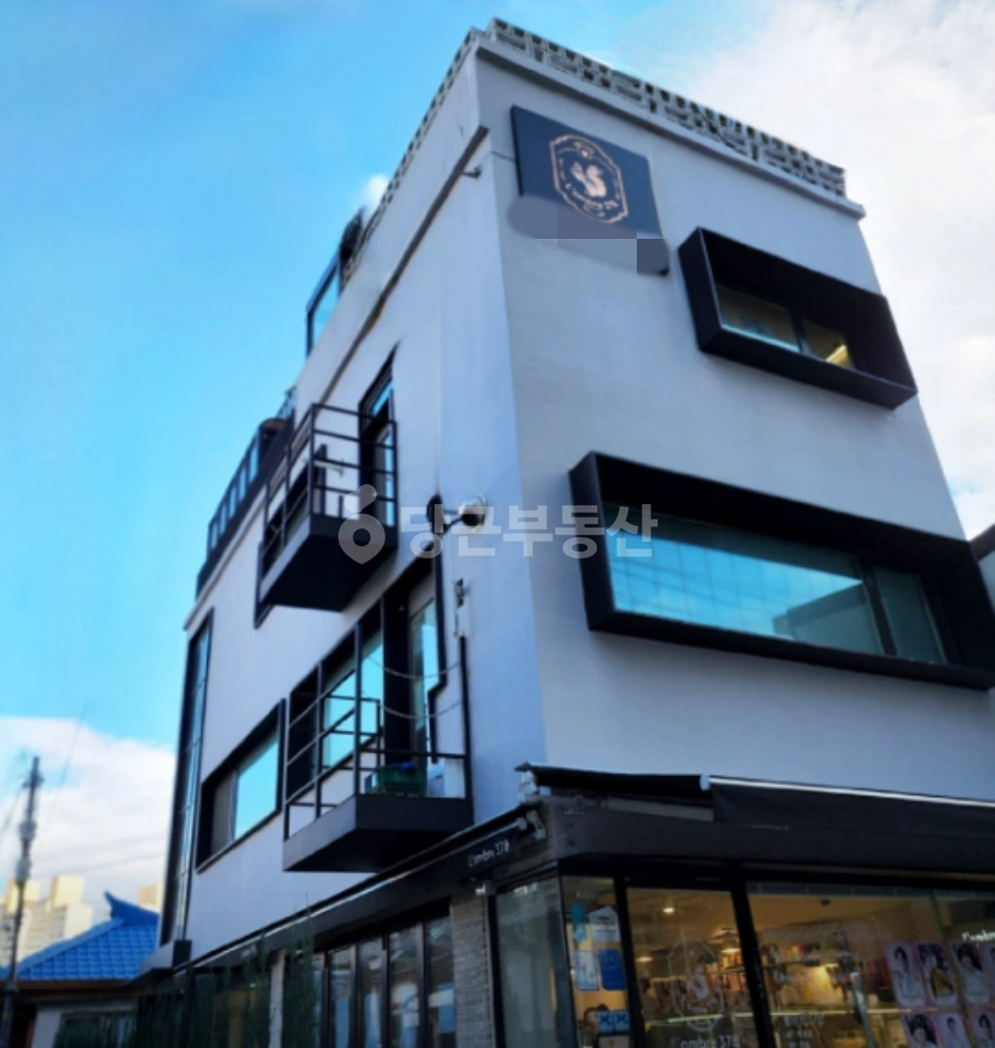 서울특별시 용산구 한강로3가 상가 사진 1