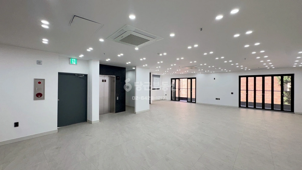 서울특별시 강남구 논현동 사무실 사진 1
