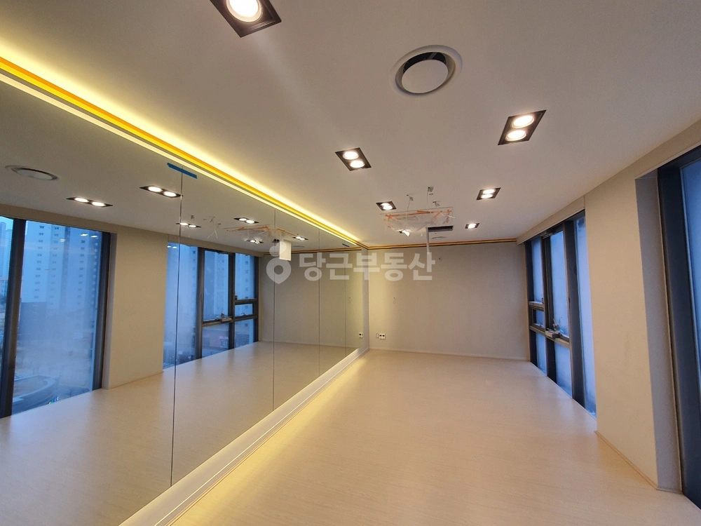 충청남도 천안시 서북구 불당동 상가 사진 1