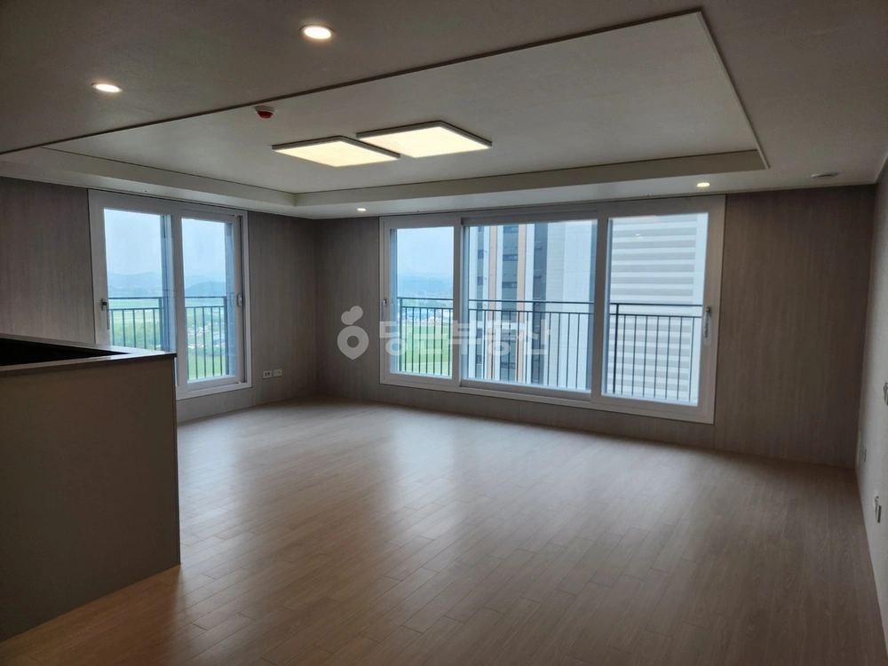 전북특별자치도 군산시 구암동 아파트 사진 1