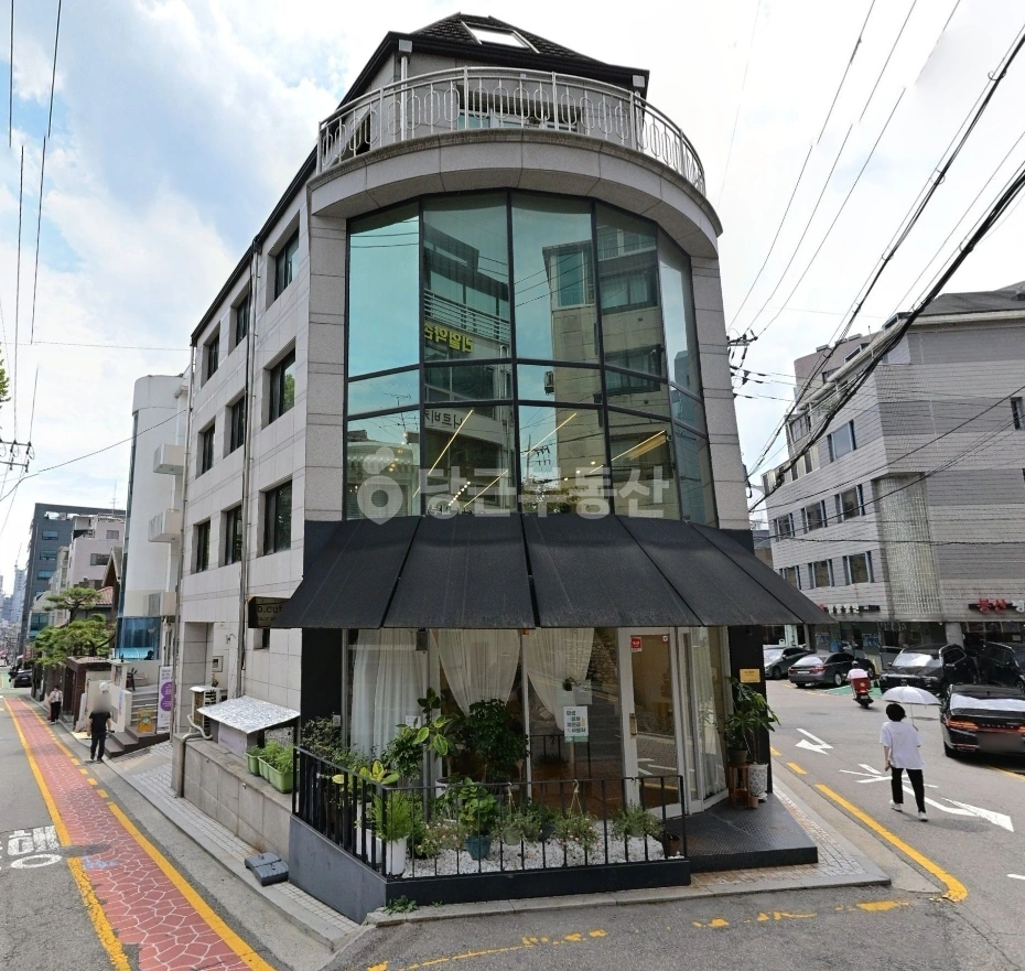 서울특별시 강남구 논현동 상가 사진 1