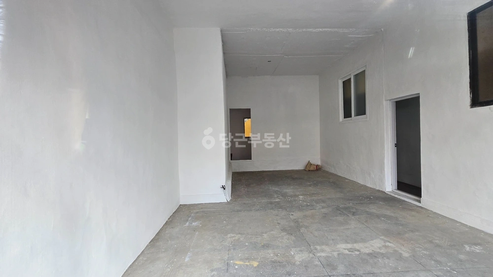 경상남도 창원시 마산회원구 합성동 상가 사진 1