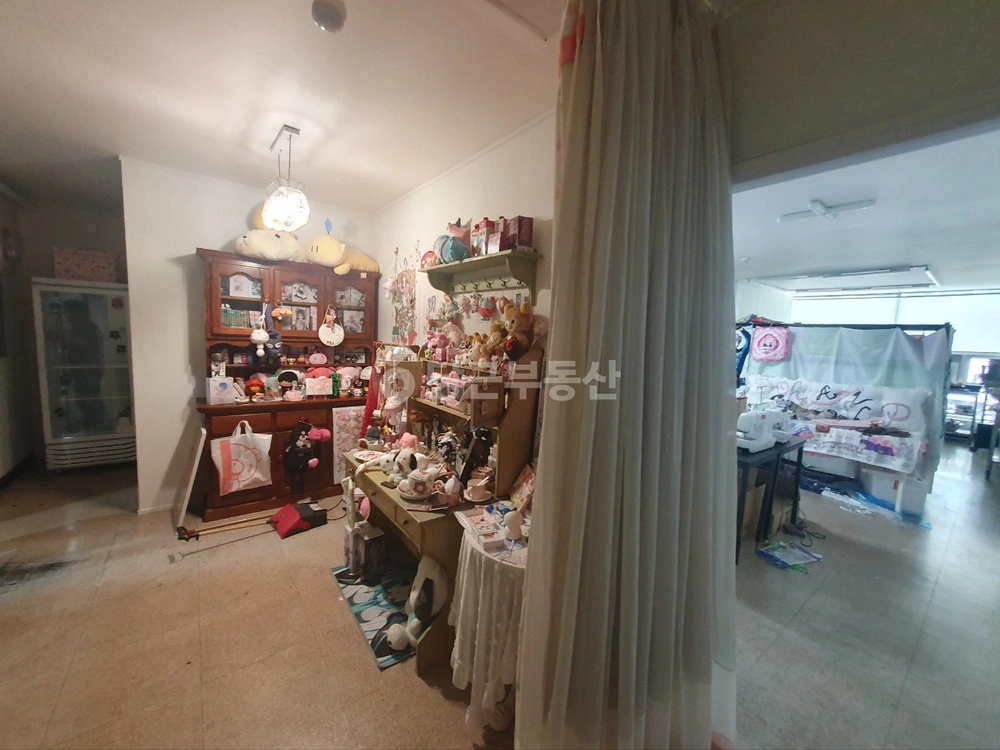 대전광역시 서구 탄방동 상가 사진 1