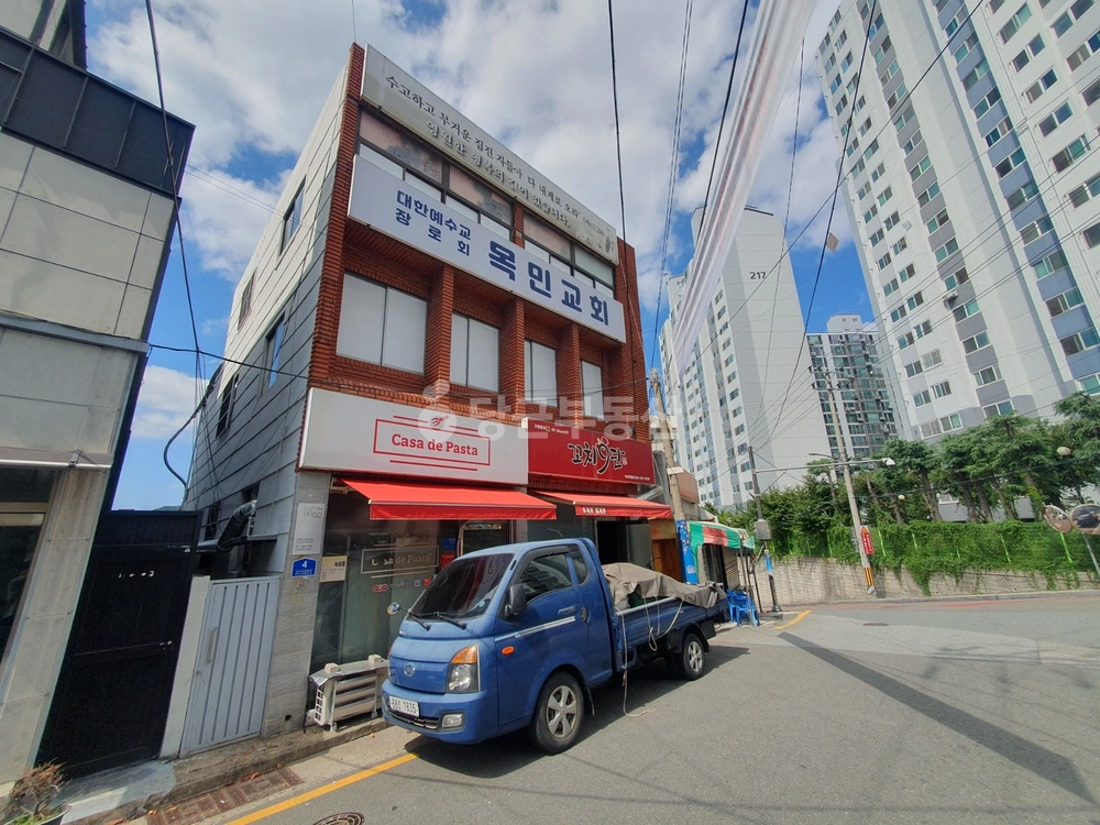 부산광역시 부산진구 개금동 상가 사진 1