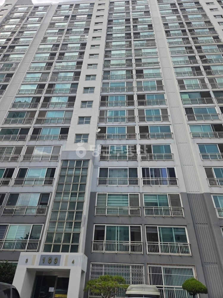 대전광역시 유성구 상대동 아파트 사진 1