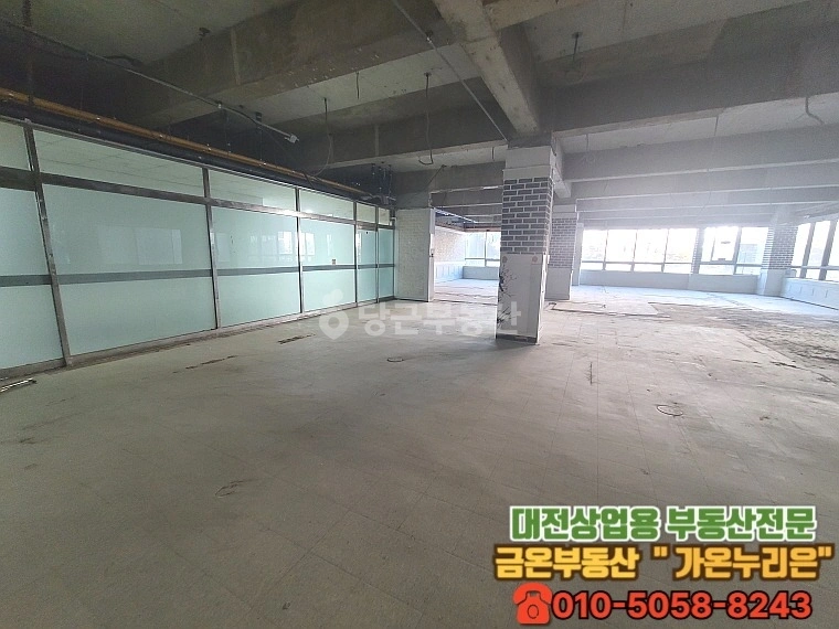 대전광역시 서구 둔산동 상가 사진 1