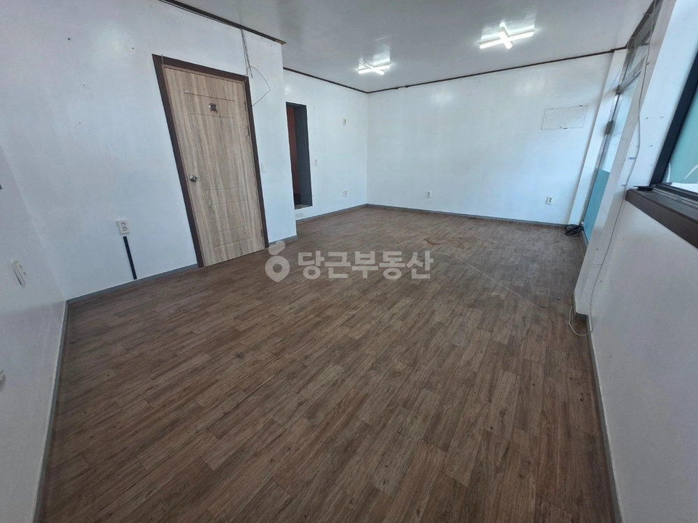 제주특별자치도 제주시 용담1동 상가 사진 1