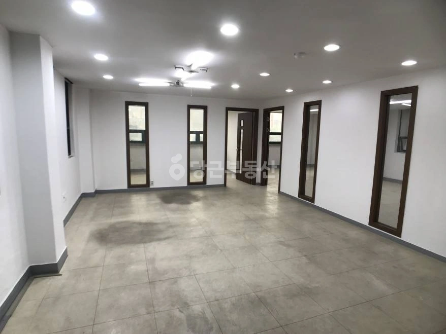 서울특별시 동작구 사당동 상가 사진 1