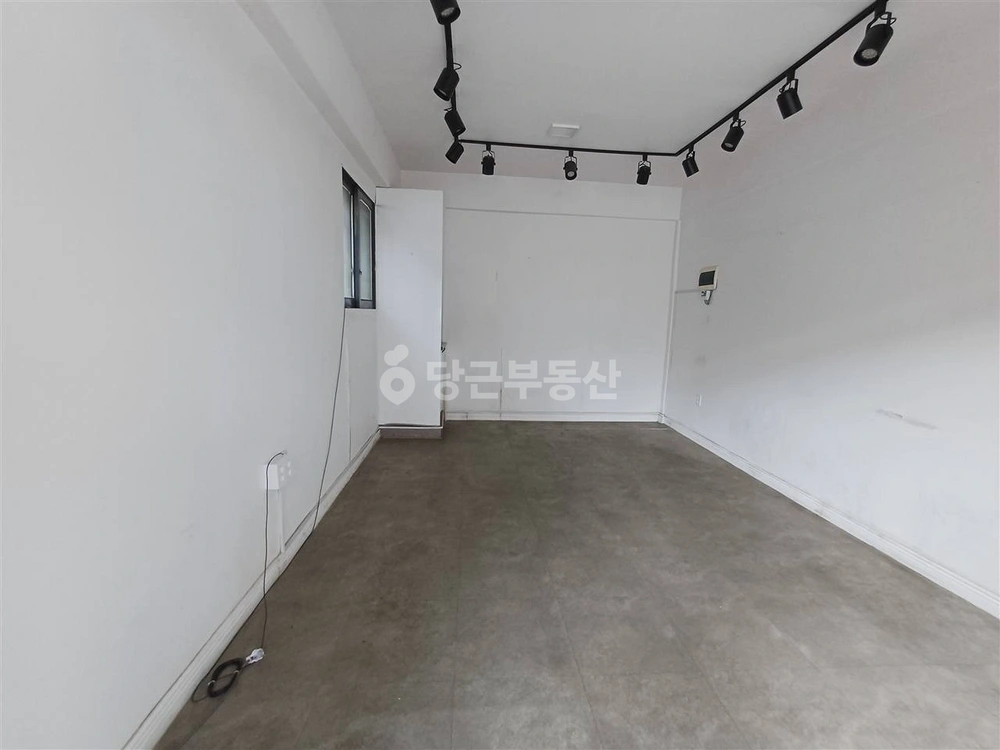 서울특별시 관악구 신림동 상가 사진 1