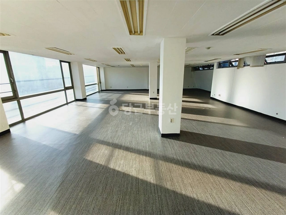 서울특별시 관악구 봉천동 상가 사진 1