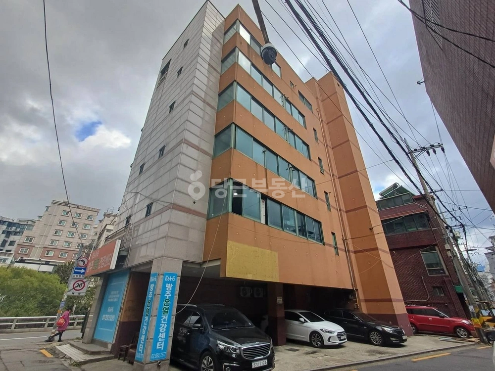 서울특별시 관악구 신림동 상가 사진 1