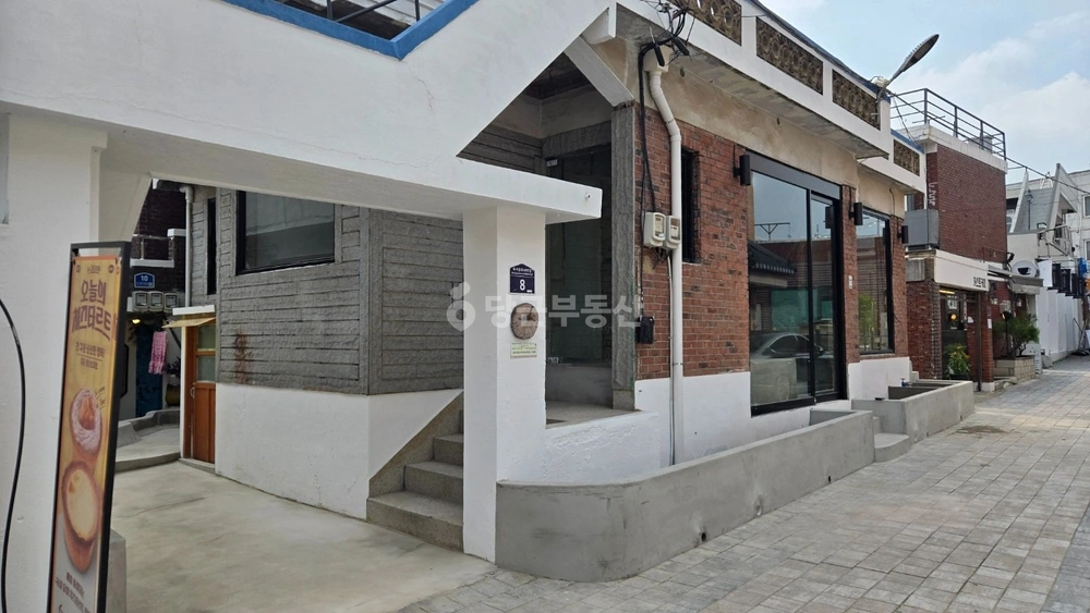 경기도 수원시 팔달구 신풍동 상가 사진 1