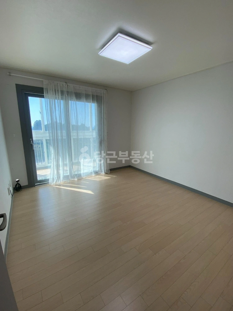 제주특별자치도 서귀포시 동홍동 아파트 사진 1