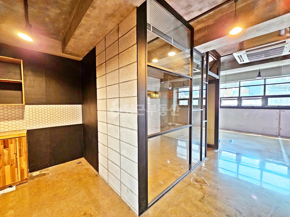 서울특별시 강남구 역삼동 사무실 사진 1
