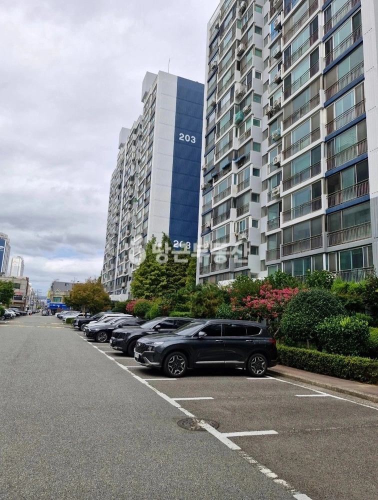 울산광역시 남구 달동 아파트 사진 1