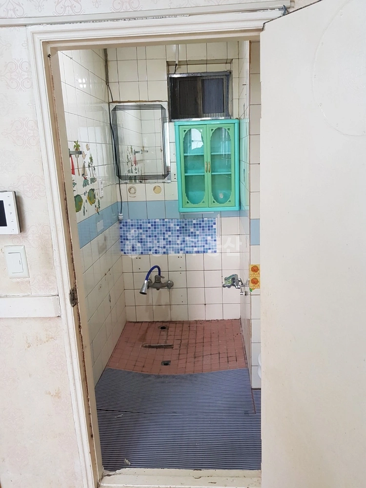 부산광역시 중구 부평동2가 아파트 사진 1