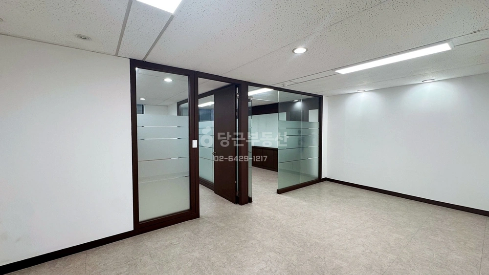 서울특별시 강남구 논현동 사무실 사진 1
