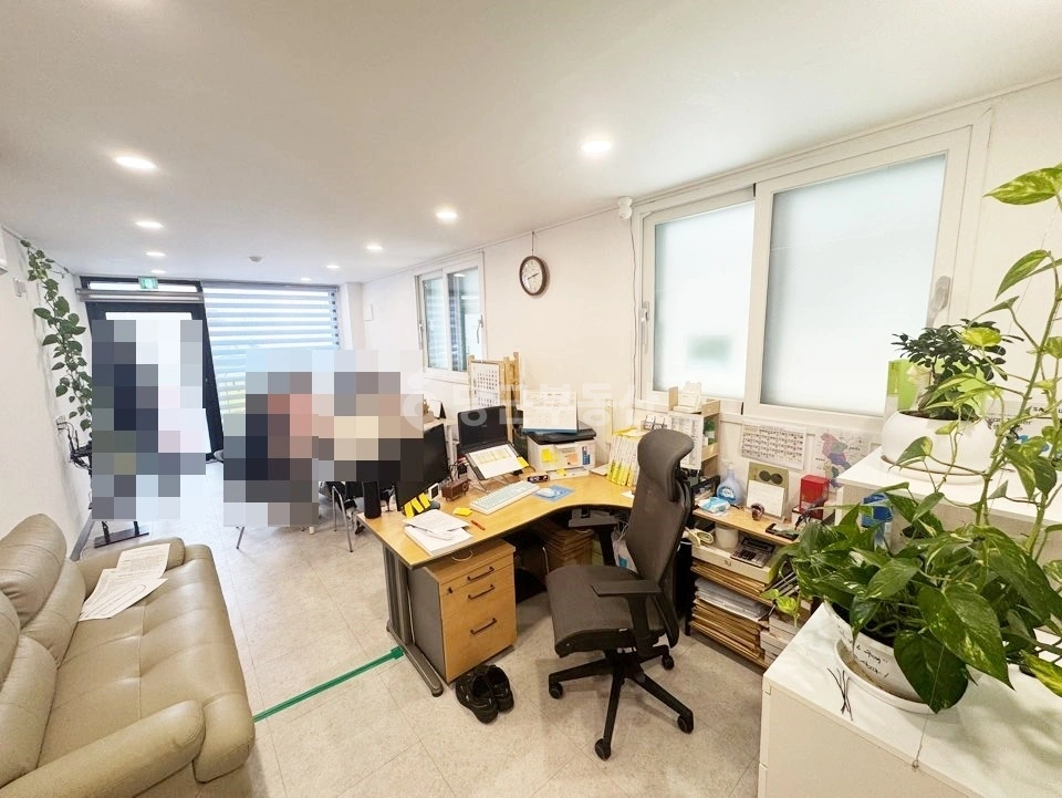 대전광역시 서구 괴정동 상가 사진 1