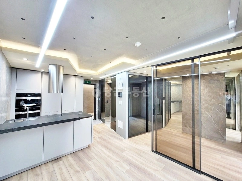 서울특별시 강남구 역삼동 오피스텔 사진 1