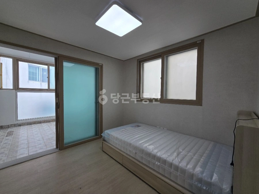 대전광역시 서구 탄방동 원룸 사진 1