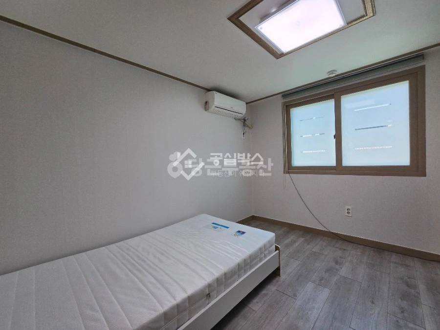 대전광역시 서구 둔산동 원룸 사진 1