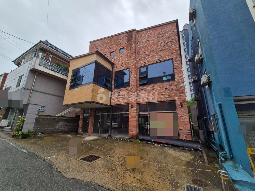 충청남도 천안시 동남구 신부동 상가 사진 1