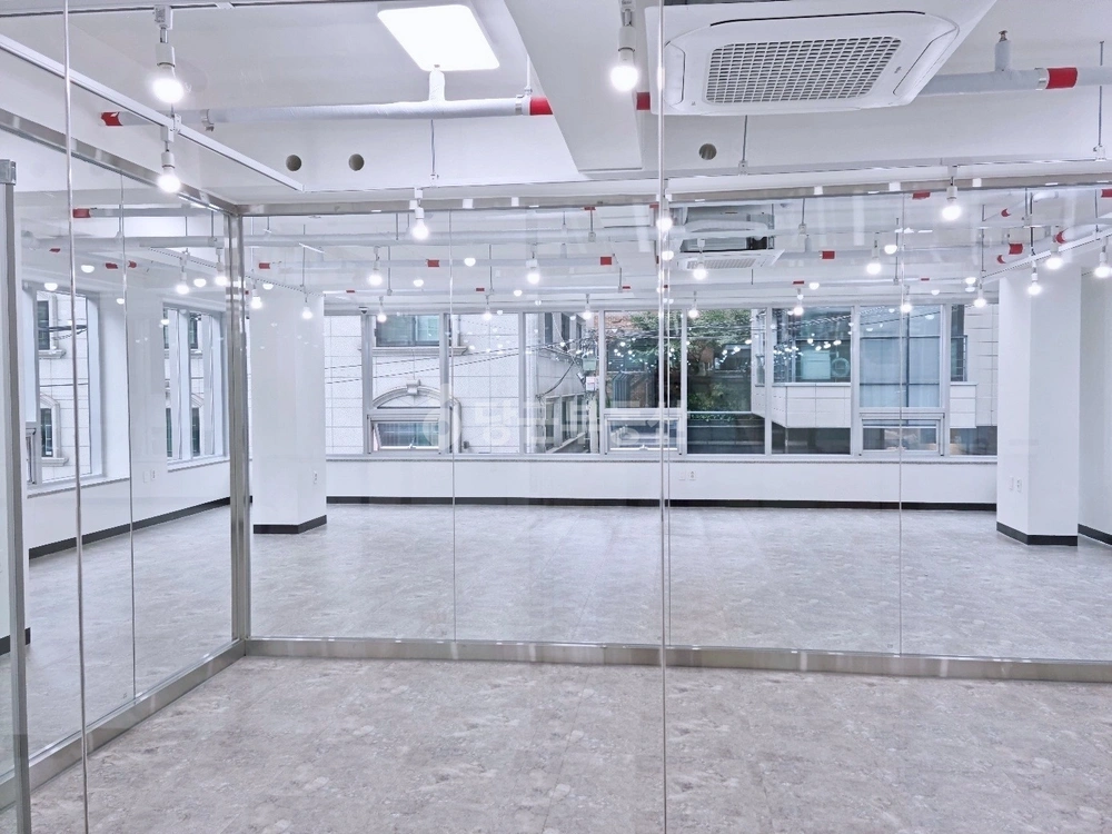서울특별시 강남구 역삼동 상가 사진 1