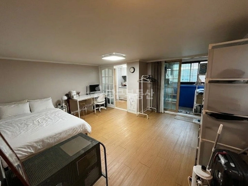 서울특별시 강남구 논현동 원룸 사진 1