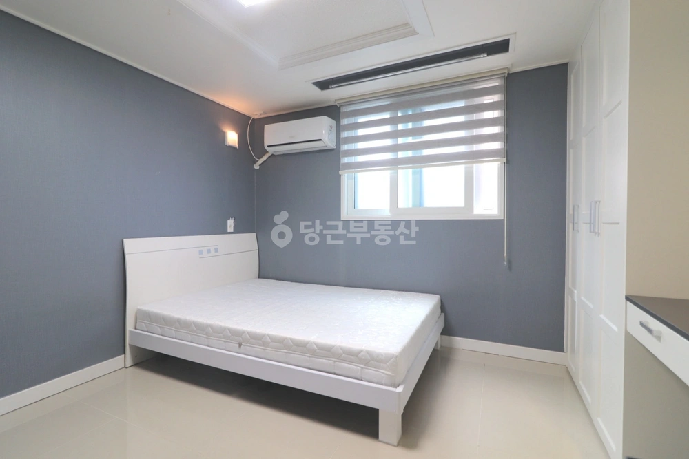 대전광역시 서구 둔산동 원룸 사진 1