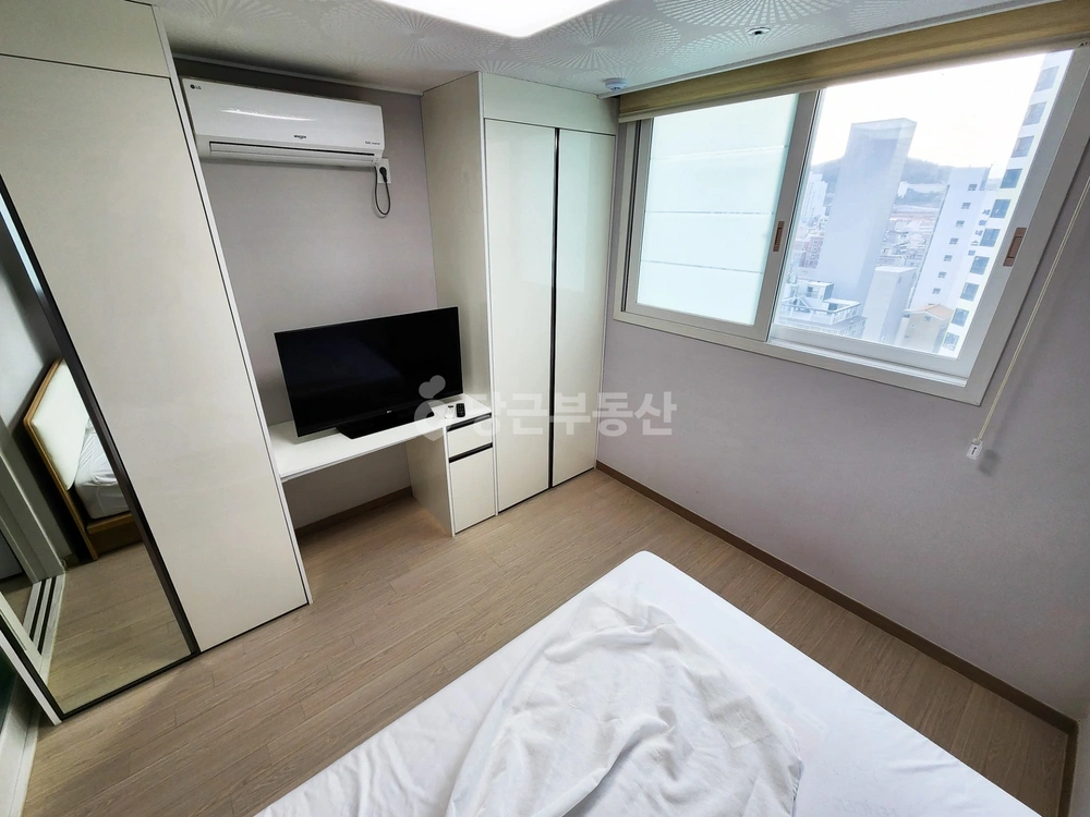 부산광역시 남구 대연동 원룸 사진 1