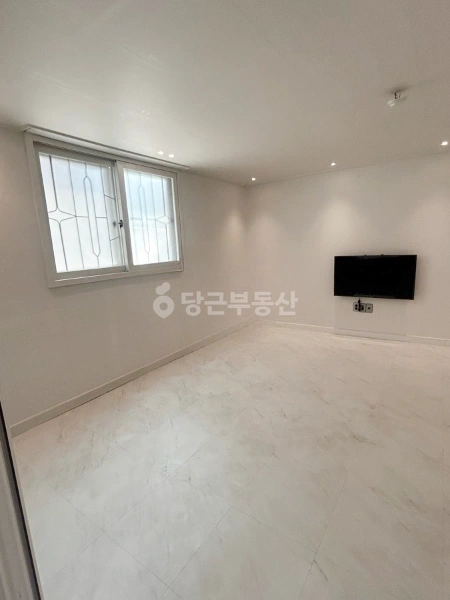 대전광역시 서구 탄방동 원룸 사진 1