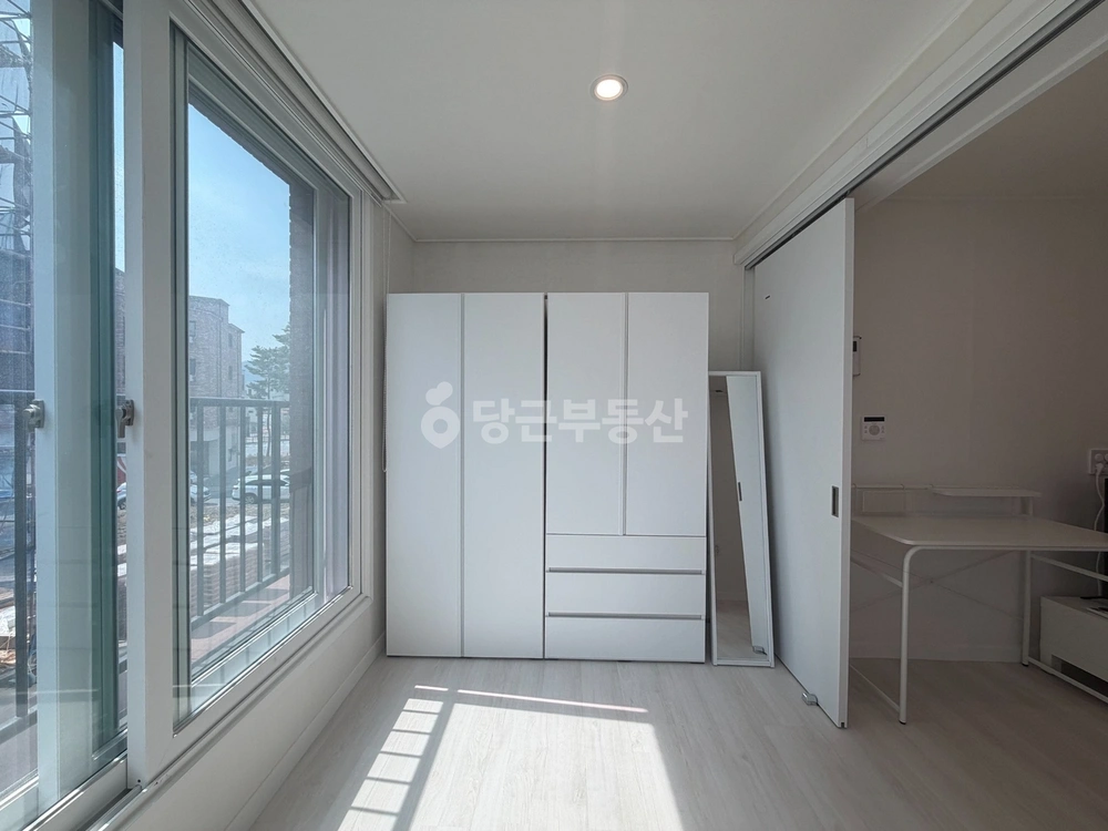 대전광역시 유성구 둔곡동 원룸 사진 1