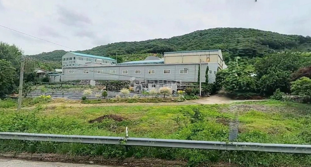 충청남도 공주시 계룡면 공장/창고 사진 1